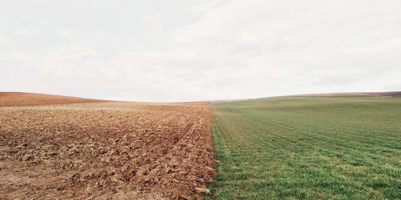 告别睡眠困扰：RRS高端床笠与床单的科技固定技术深度解析