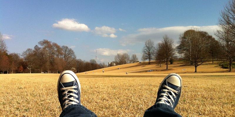 科技赋能睡眠：揭秘RRS恒温纤维被（如Outlast技术）原理与四季适用性评测