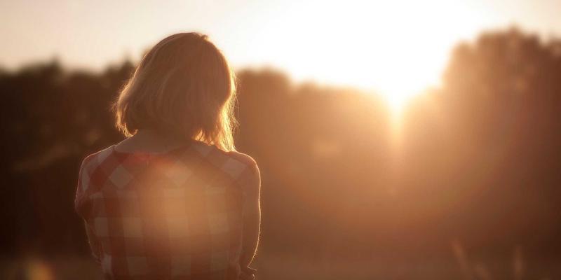 科技面料床品保养指南：RRS高端天丝床品的专业清洗与家居布艺养护秘诀